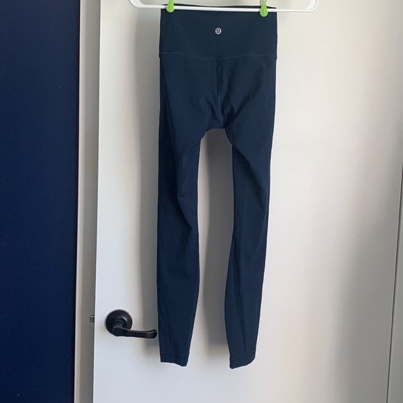 LULULEMON Navy Blue Wunder Under High Rise Leggings size 2 - Picture 7 of 9